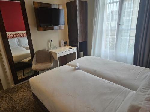 hotel photo