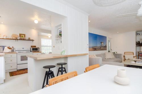 Stella Mia Upper by Bryant Real Estate in Wrightsville Beach