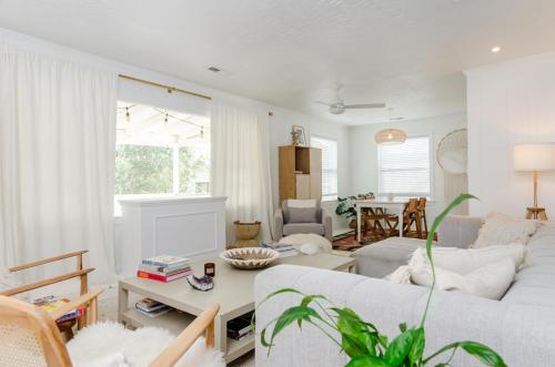 Stella Mia Upper by Bryant Real Estate in Wrightsville Beach