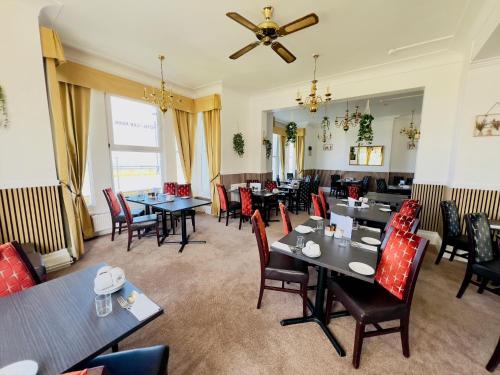 Four Oaks Hotel 2