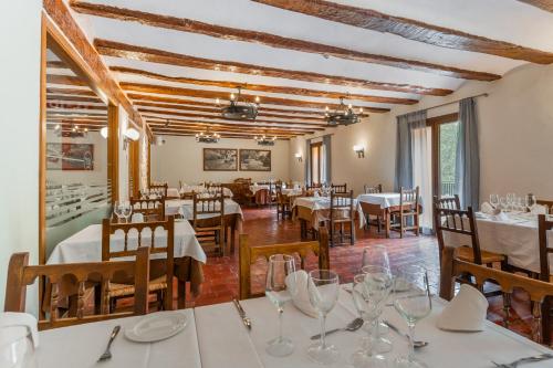 Hostal De La Trucha - image 14