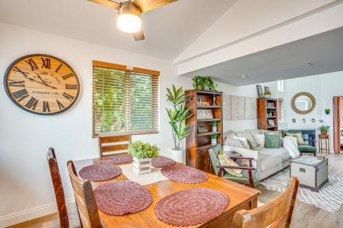 Huntington Beach Condo, Walk to Harbour and Beaches! in Huntington Beach, USA