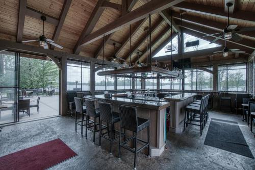 Lena's Northern Pines Resort - image 5