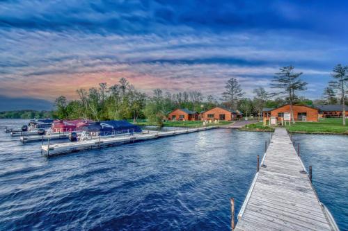 Lena's Northern Pines Resort - image 10