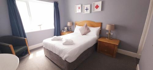 1 double bed