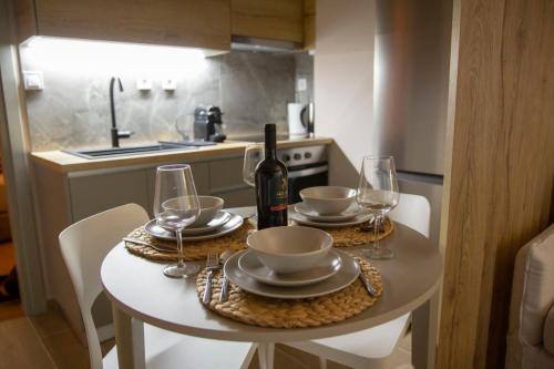 Nerissa Seafront apartment in 이타