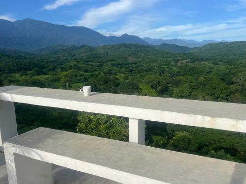 El Mirador y el Nido