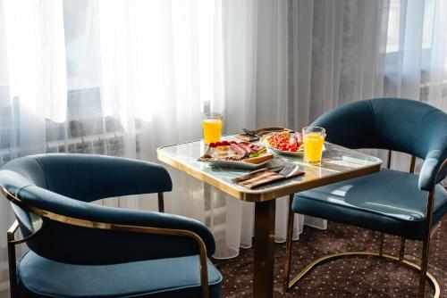Ételek és italok, RIM Grand Hotel in Turksib District
