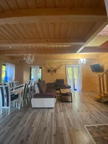 Domek u Weroniki w Stawiszy in Ropki