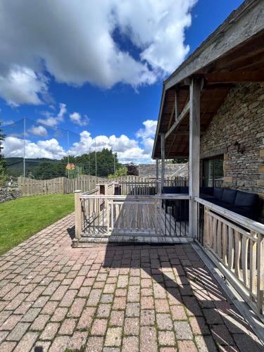 Beckside Cottage - image 11