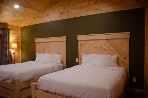 The Lodge at Loon Lake