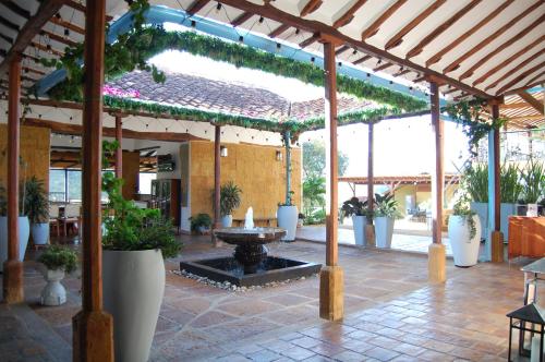 583170429 Santa Sofia Casa Boutique