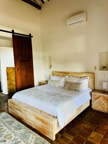 583176470 Santa Sofia Casa Boutique
