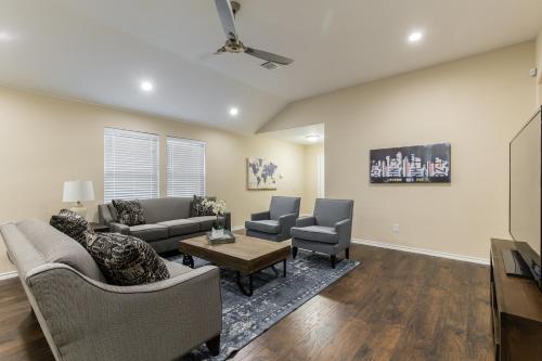 Herdon Park Hideaway in Cedar Crest