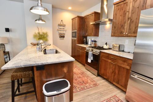Silverpine Gem - Downtown - Walk to shops, restaurants, Payette Lake - WiFi, McCall (foto 6)