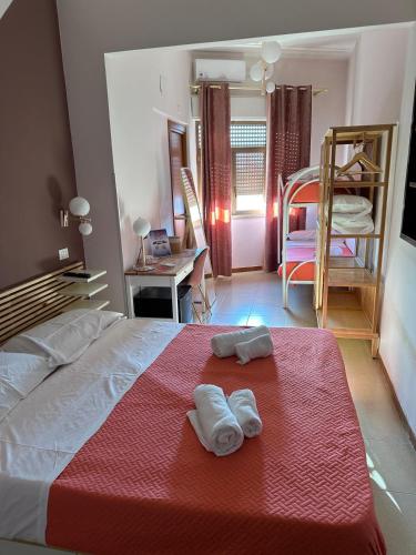 B&B Elegance Room Type - Quadruple Room with Bathroom