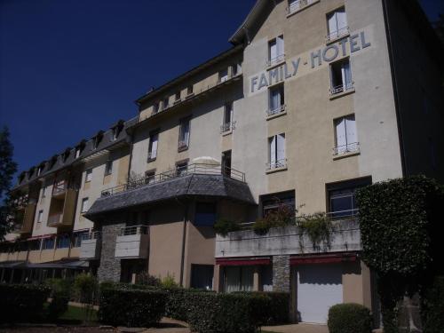 Family Hotel - image 13