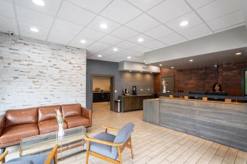 The Beaucatcher, a Boutique Motel - 로비