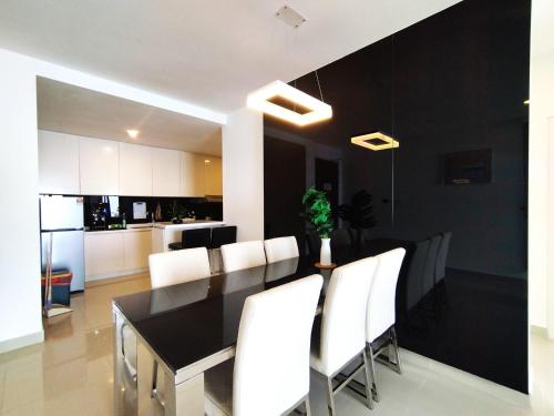 GENTING FoggyCold StayCation AT Ion Delemen By HAPYHOME