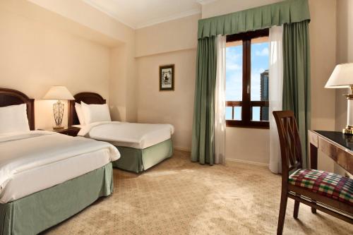 room detail thumbnail 1