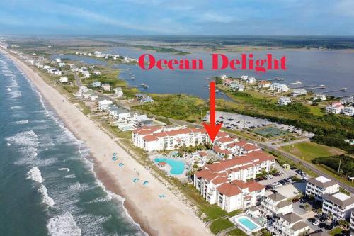 Oceanfront Resort! at Ocean Delight! in North Topsail Beach, USA
