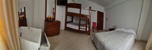 1 queen bed, 2 bunk beds