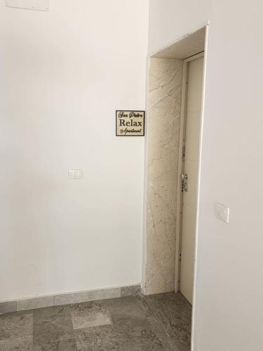 One-Bedroom Apartment image 8