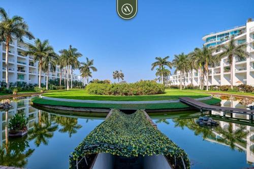 2BR Apt with Private Balcony - Beach Access in Nuevo Vallarta , Mexico