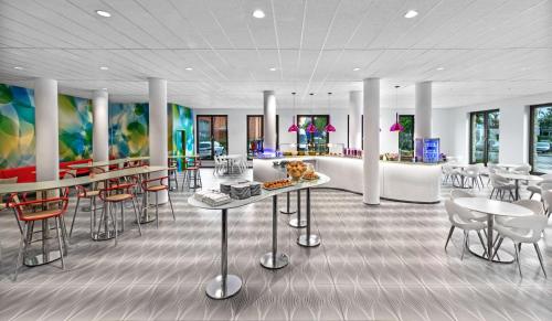 Mâncare şi băutură