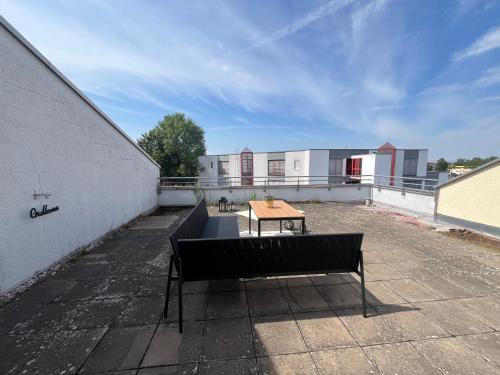 Balcony/terrace, Moderne Wohnung mit Dachterrasse in Gross-Umstadt