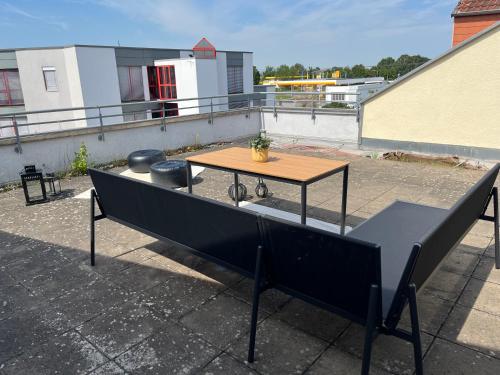 Balcony/terrace, Moderne Wohnung mit Dachterrasse in Gross-Umstadt