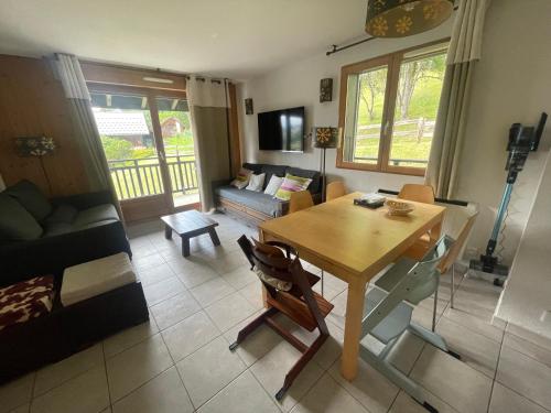 Dúplex avec 3 chambres à Saint Gervais avec piscine intérieure et parking