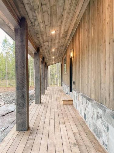 Brand New Home 25 minutes to YNP with Hot Tub in Island Park, USA