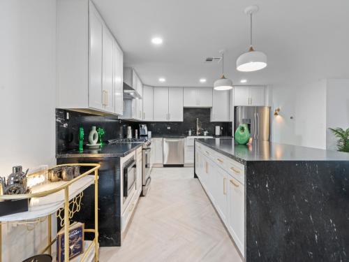 Cactus On Palm 4br W Private Pool near คาสิโน อริโซนา-แม็คเคลลิพ