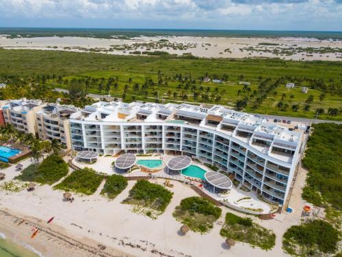 SIELA 4BR Beachfront Amazing Apartment in San Bruno, Mexico