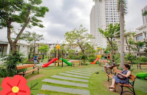Mon Cherry Apartment - Greenbay Garden Ha Long