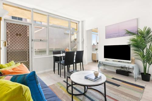Sundeck Surfscape - Upbeat Beachside Living in Bondi - image 6