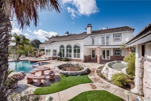 Luxury Hill Villa with Spectacular View in Anaheim, Vereinigte Staaten von Amerika
