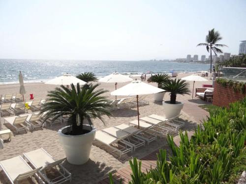 Exquisite 2BR w beach & pool in Puerto Vallarta in Puerto Vallarta, Mexico