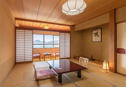 Japanese-Style Room