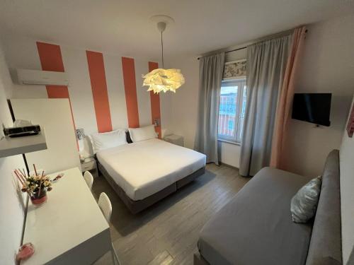 F.Rooms Napoli, Naples (photo 7)