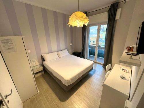 F.Rooms Napoli - main image