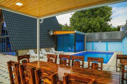Qebele City Centre A-frame Villa - Tap to explore photos