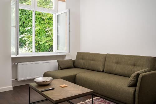 Hoża City Centre Apartment by BookingHost, Varsavia