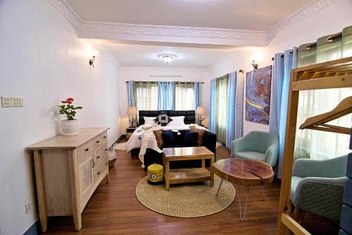 Wanderer's Home Double Bedrooms with Living and Kitchen - A home away from home - image 2