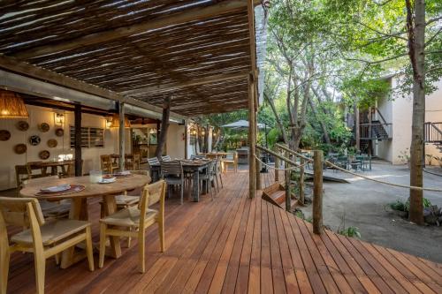 The Waterfront, Maun in マウン