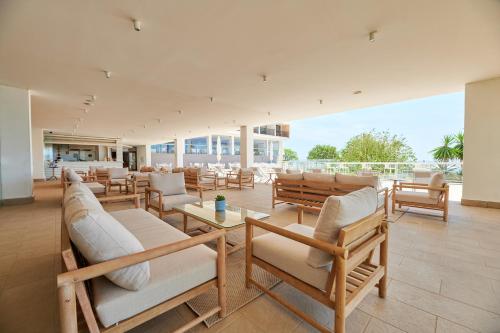 Alua Calas de Mallorca Resort - image 6