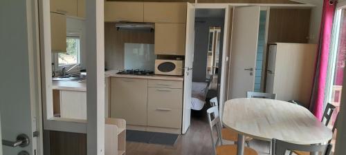 Ecuries Leseigneur - Camping Insolites in Bolleville