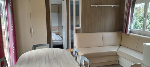 Ecuries Leseigneur - Camping Insolites in Bolleville