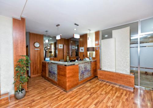 Hotel Rusadir - image 10